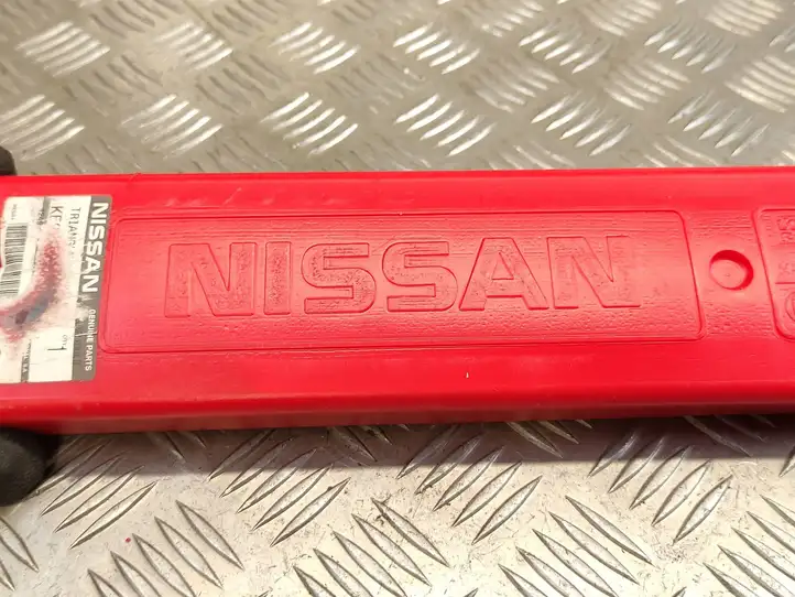 Nissan Juke I F15 (2010 - 2018) 27r030512 Аварийный знак — фото 1