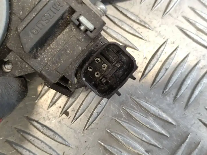 Nissan Juke I F15 (2010 - 2018) 0245000 Стеклоподъемник задней двери — фото 4