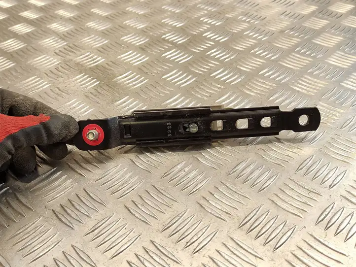 Nissan Juke I F15 (2010 - 2018) 6096312A Электродвигатель регулировки ремня безопасности — фото 1