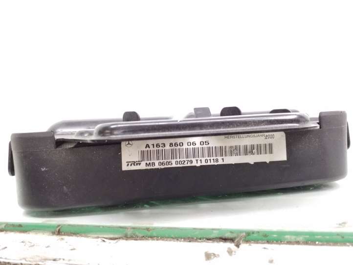 Mercedes-Benz ML W163 (1997 - 2005)  A1638600605 Подушка безопастности передней двери