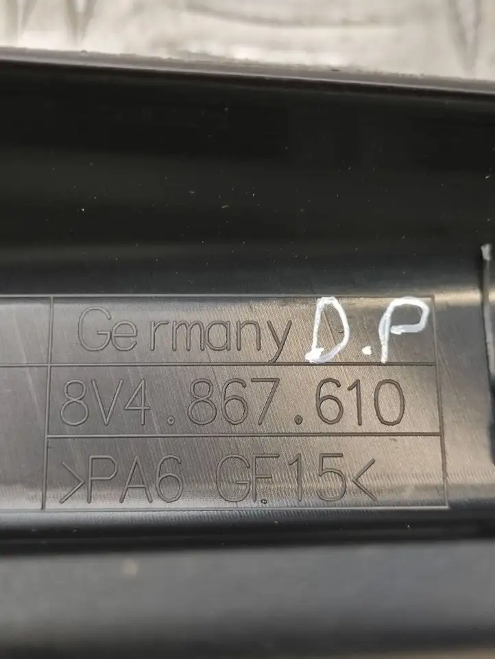 Audi A3/S3 8V (2016 - 2020) 8V4867610 Рамка стекла передней двери — фото 3