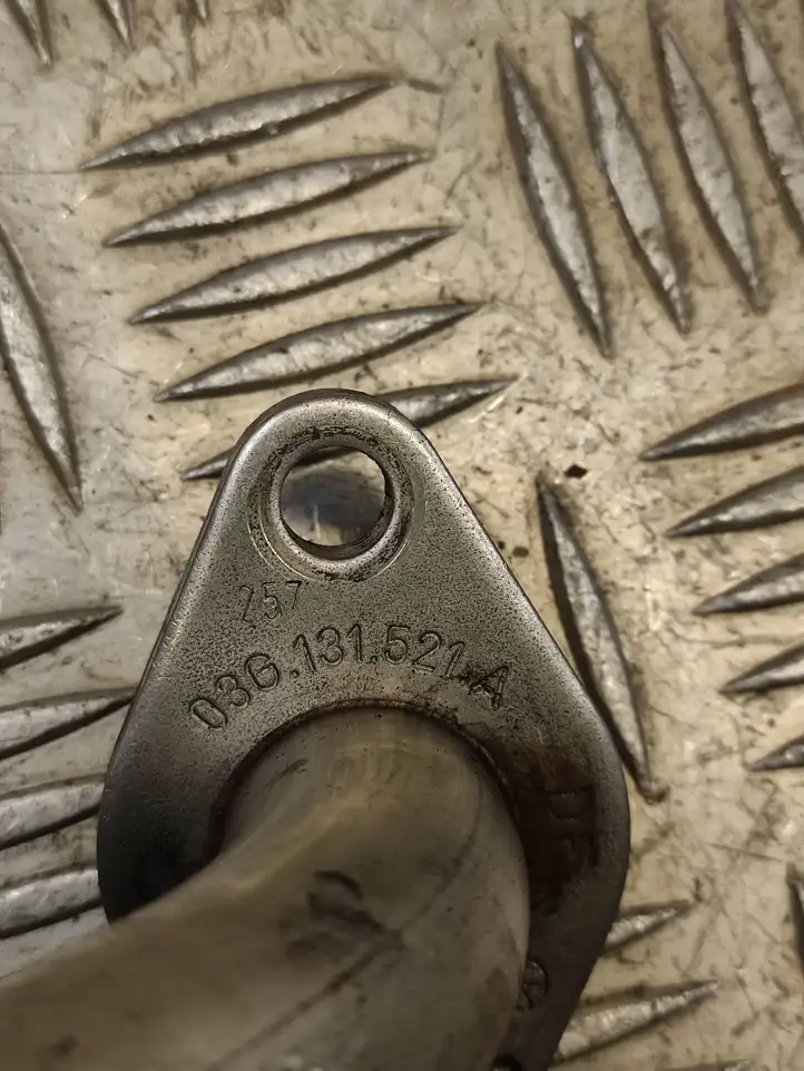 Audi A3/S3 8P (2008 - 2013) 03G131521A Трубка EGR — фото 6