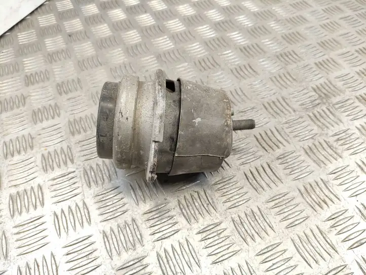 Volkswagen Touareg I (2002 - 2010) 7L6199131 Опора двигателя — фото 3