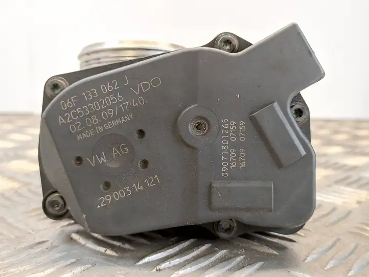Audi A3/S3 8P (2008 - 2013) 06F133062J Дроссельная заслонка — фото 4