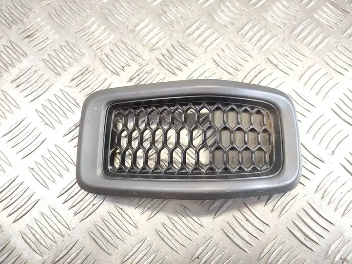 Jeep Cherokee (2013 - 2017) 68303626AA Передняя решетка — фото 1