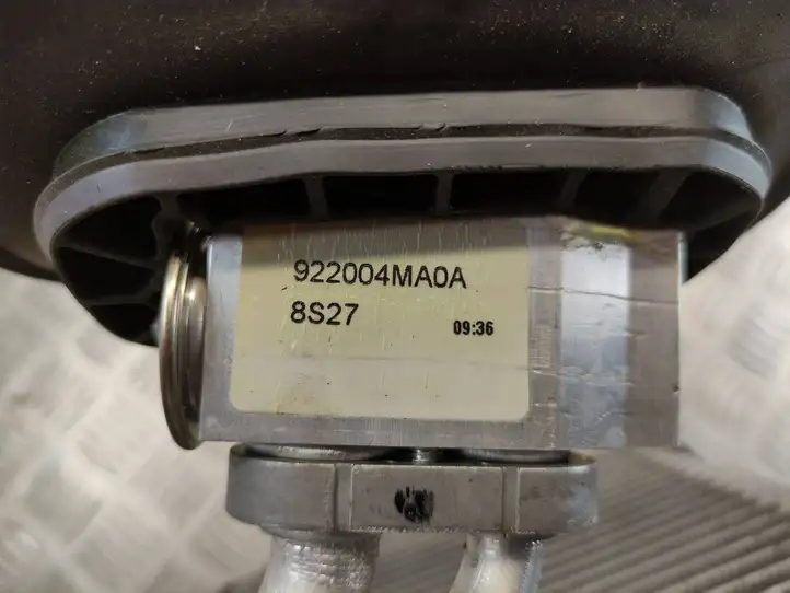 Nissan Pulsar (2014 - 2018) 922004MA0A Испаритель кондиционера — фото 3