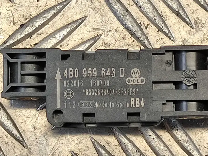 Audi A3/S3 8P (2008 - 2013) 4B0959643D Датчик удара SRS — фото 3