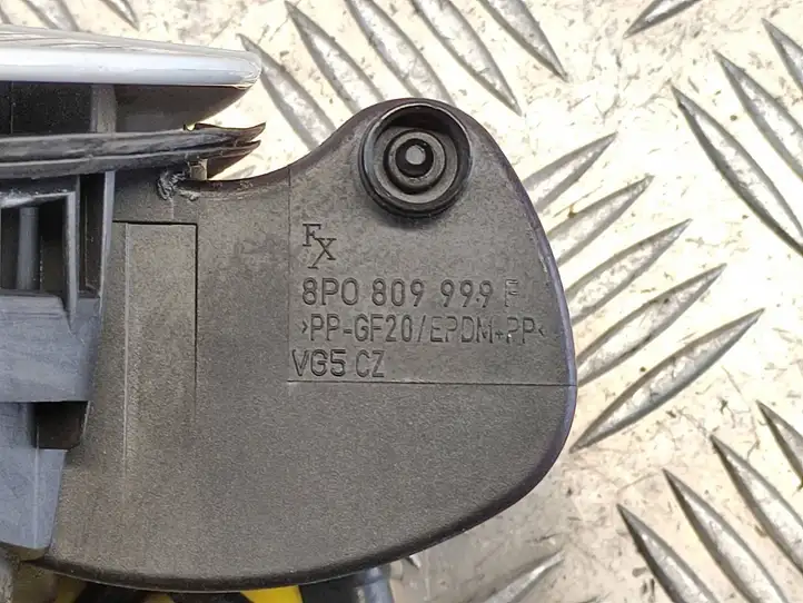 Audi A3/S3 8P (2008 - 2013) 8P0809999F Крышка топливного бака — фото 3