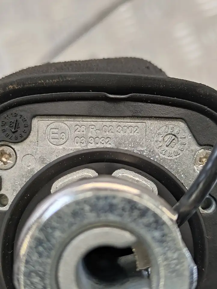 Renault Captur (2013 - 2020) 26r023002 GPS антенна — фото 2