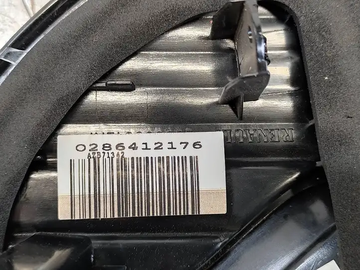 Renault Captur (2013 - 2020) 0286412176 Задний фонарь в крышке багажника — фото 4