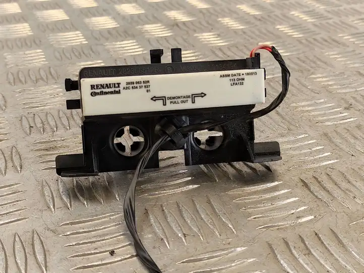 Renault Captur (2013 - 2020) 285906352R Блок управления антеннами — фото 1