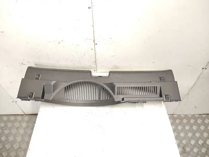 Volkswagen Polo VI (2015 - 2019) 2G6863459D Отделка порога багажника — фото 2