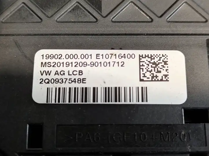Volkswagen Polo VI (2015 - 2019) 2Q0937548E Блок предохранителей — фото 6