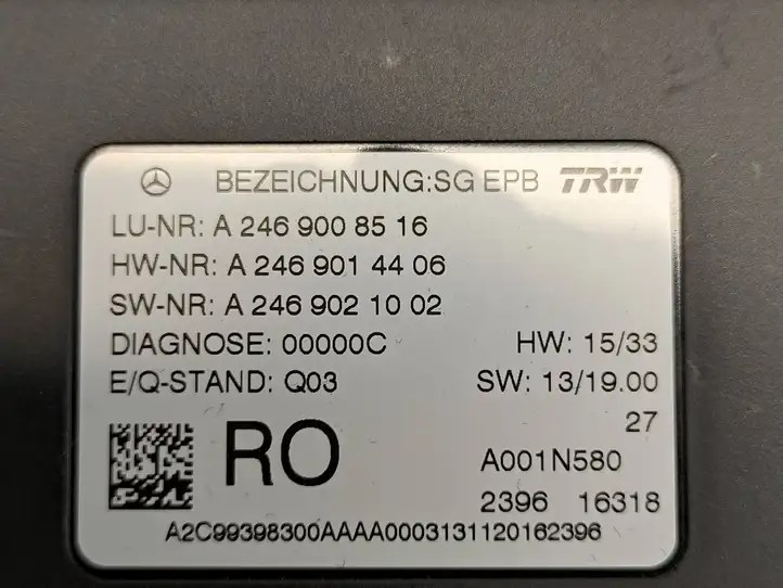 Mercedes-Benz CLA C117,X117,W117 (2013 - 2019) A2469008516 Блок управления стояночным тормозом — фото 3