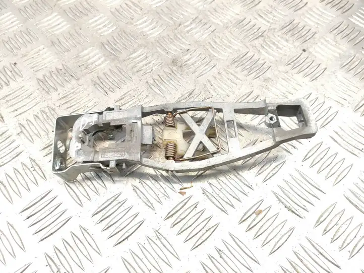 Volkswagen Caddy (2010 - 2015) 1T0837886B Крепление наружной ручки передней двери — фото 3