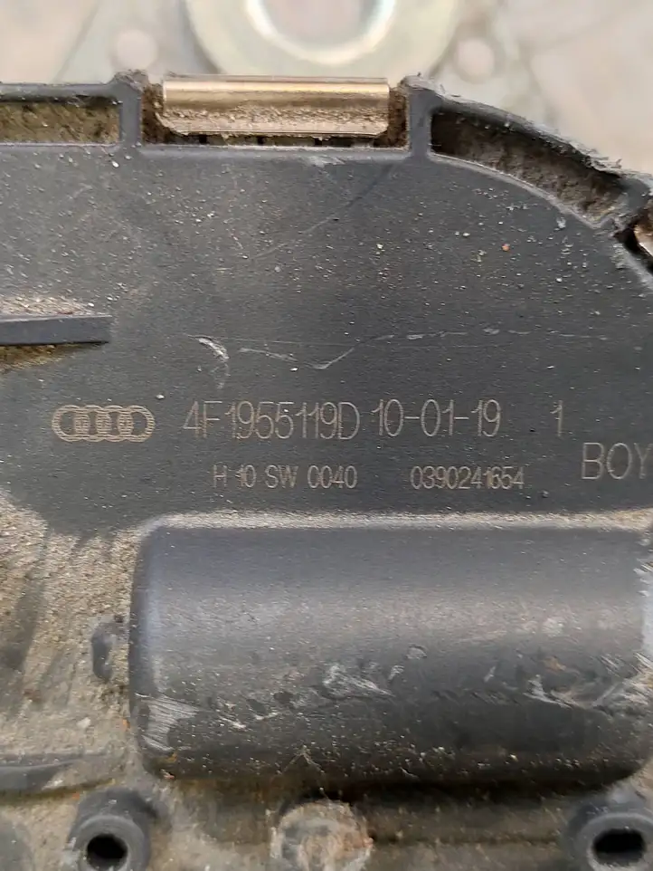 Audi A6 S6 C6 4F (2004 - 2008) 1397220585 Комплект механизма стеклоочистителей — фото 2