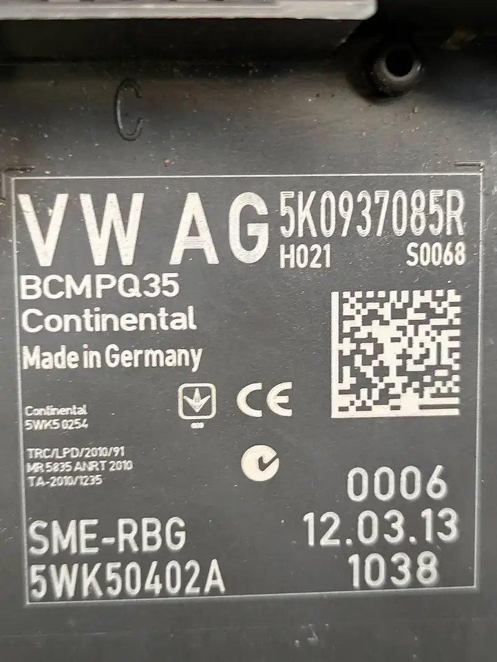 Volkswagen Caddy (2010 - 2015) 5K0937085R Модуль комфорта — фото 4