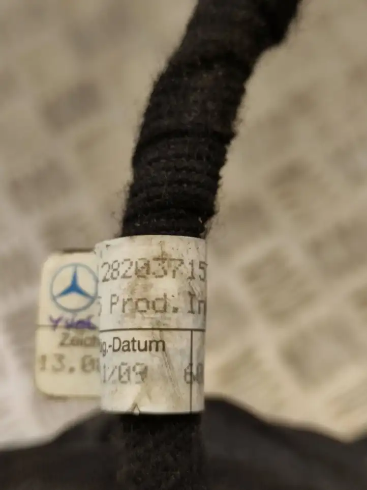 Mercedes-Benz C W204 (2007 - 2014) A2128203715 Прочая электропроводка — фото 3