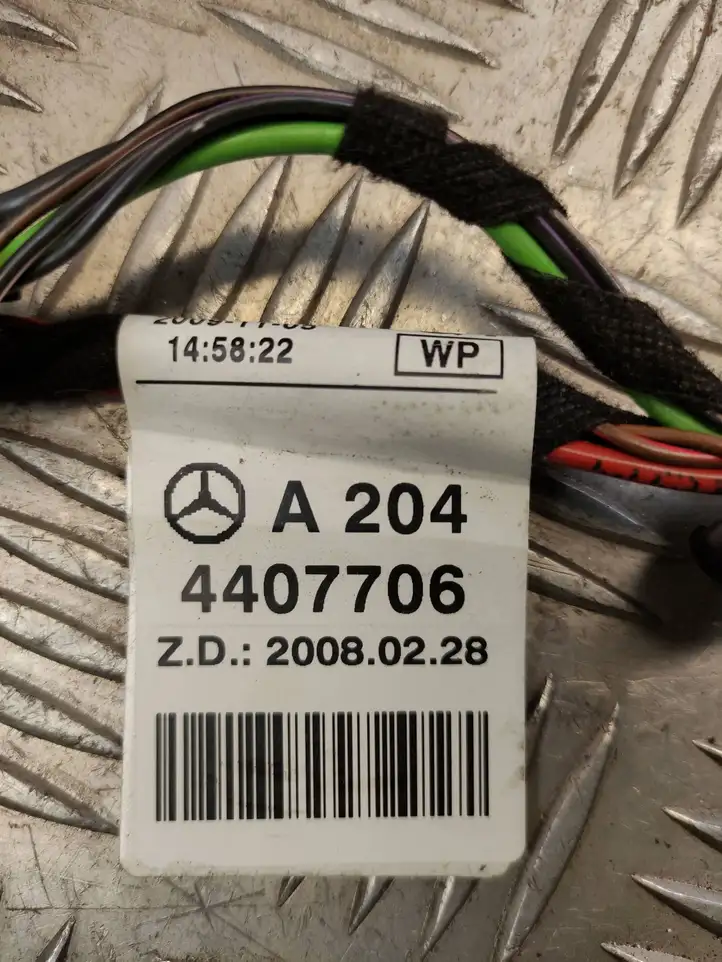 Mercedes-Benz C W204 (2007 - 2014) A2044407706 Проводка задней двери — фото 3