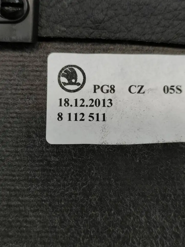 Skoda Octavia Mk3 (5E) (2013 - 2019) 5E0857063A Обшивка рулевой колонки — фото 4