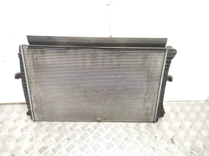 Skoda Octavia Mk3 (5E) (2013 - 2019) 5Q0121251em Радиатор охлаждающей жидкости двигателя — фото 1