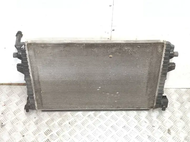 Skoda Octavia Mk3 (5E) (2013 - 2019) 5Q0121251EJ Радиатор охлаждающей жидкости двигателя — фото 1