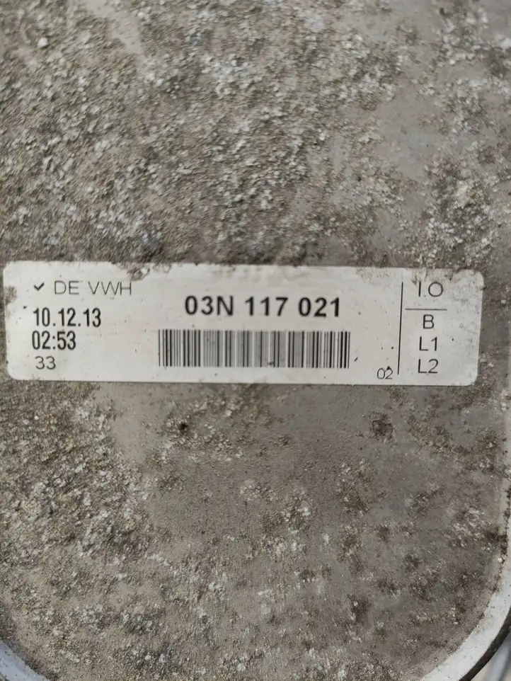 Skoda Octavia Mk3 (5E) (2013 - 2019) 03N117021 Кронштейн масляного фильтра — фото 8