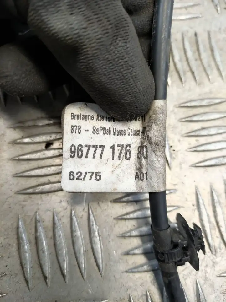 Peugeot 308 (2013 - 2021) 9677717680 Прочая электропроводка — фото 3