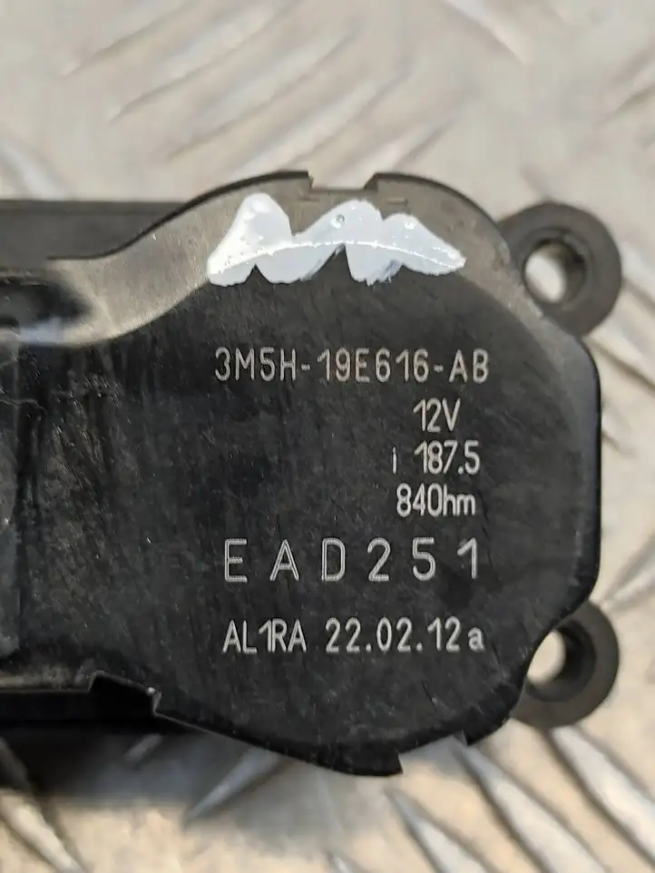 Ford Kuga I (2008 - 2012) 3M5H19E616AB Двигатель задвижки потока воздуха — фото 4