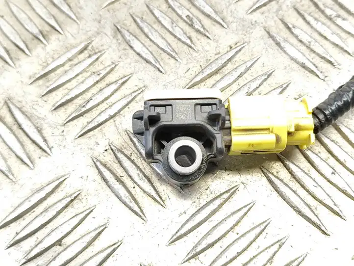 Nissan Juke I F15 (2010 - 2018) 988301EA0A Датчик удара SRS — фото 3