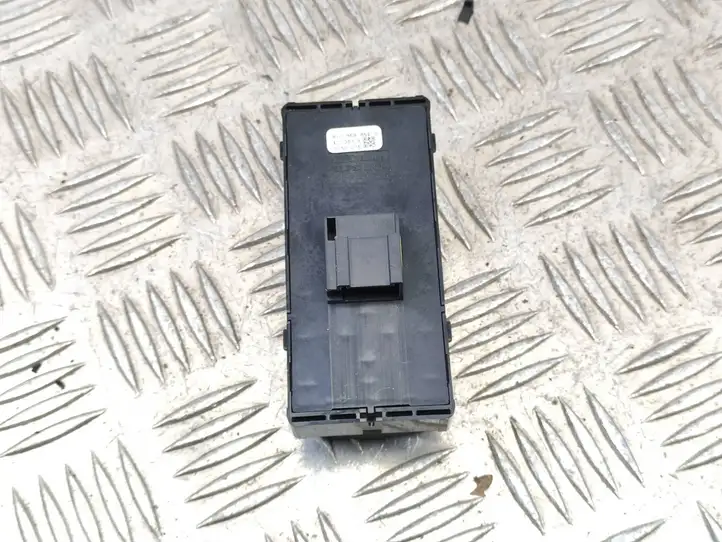 Audi A3/S3 8V (2016 - 2020) 8V0959851G Кнопка стеклоподъемников — фото 4