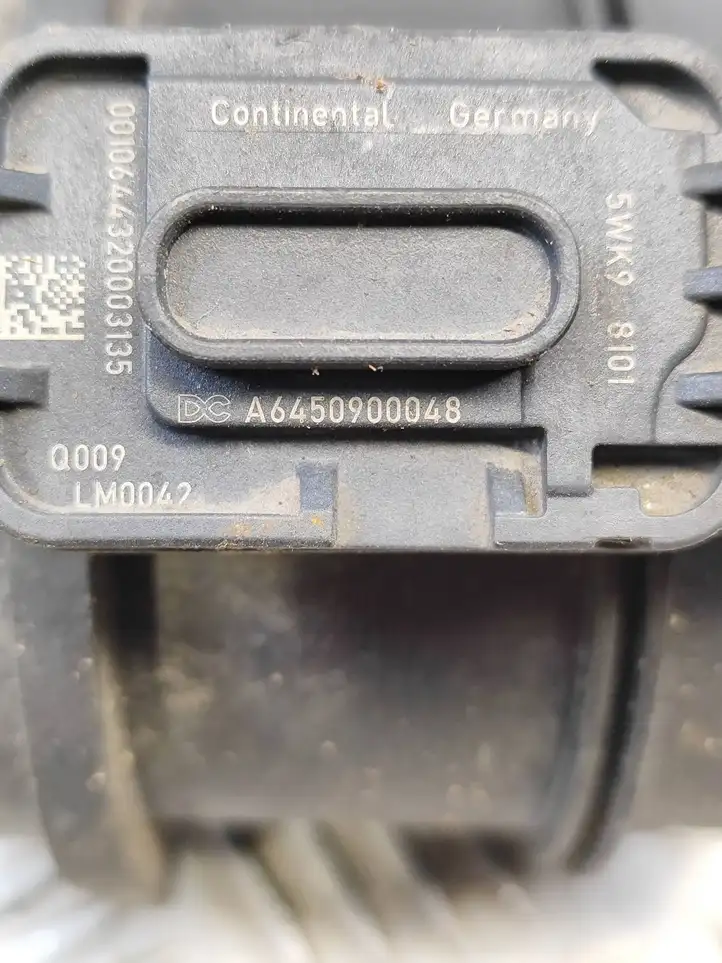 Mercedes-Benz Sprinter W906 (2006 - 2018) 5WK98101 Датчик массового расхода воздуха — фото 8