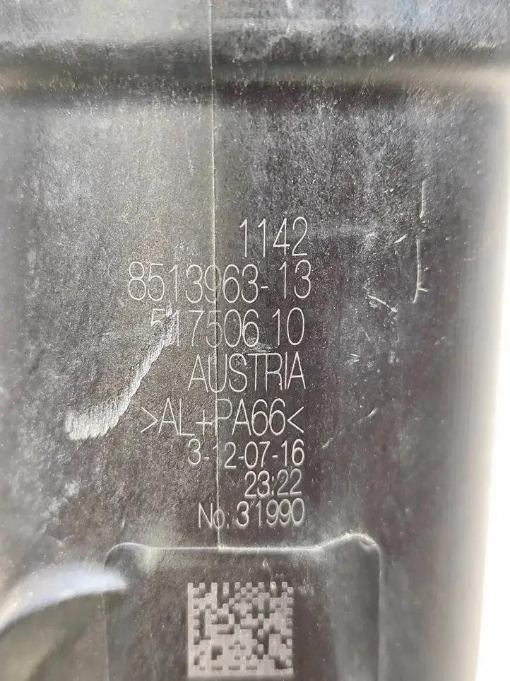 BMW 3 F30 F35 F31 (2012 - 2018) 51750610 Кронштейн масляного фильтра — фото 6