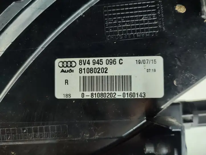 Audi A3/S3 8V (2012 - 2016) 8V4945096C Задний фонарь в кузове — фото 9