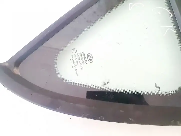 Kia Ceed (2006 - 2010) Заднее боковое стекло — фото 2