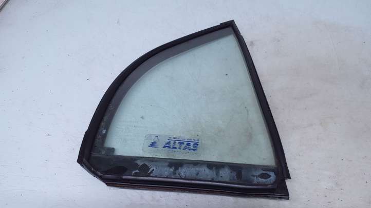 Honda Civic (2001 - 2005)  43R00122 Маленькое стекло 