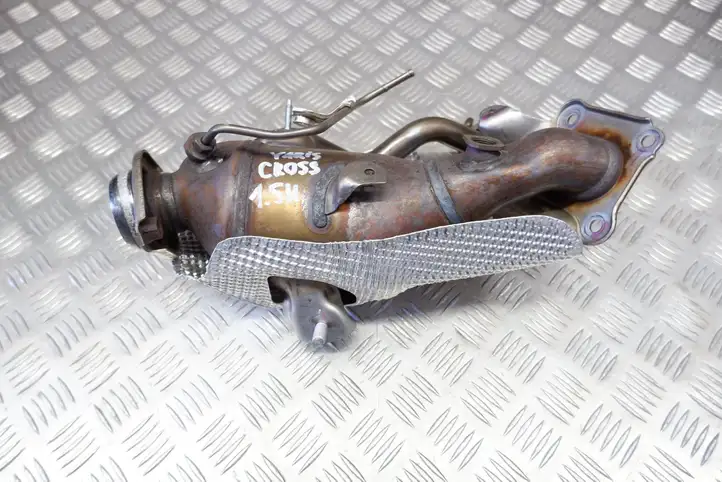 Toyota Yaris Cross (2020 - ) 17140F3010 Катализатор / DPF / FAP — фото 4
