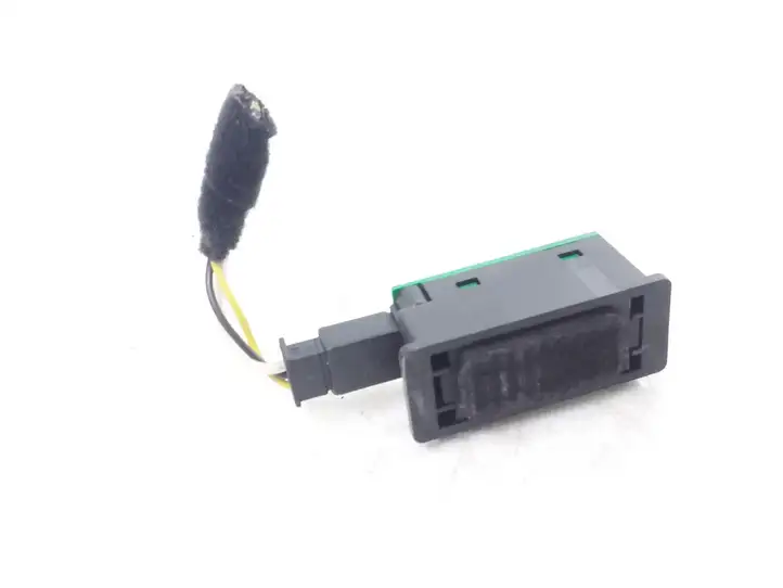 BMW 3 E46 (1998 - 2005)  8380319 Микрофон (Bluetooth / телефон)