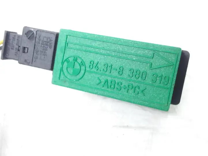 BMW 3 E46 (1998 - 2005)  8380319 Микрофон (Bluetooth / телефон)