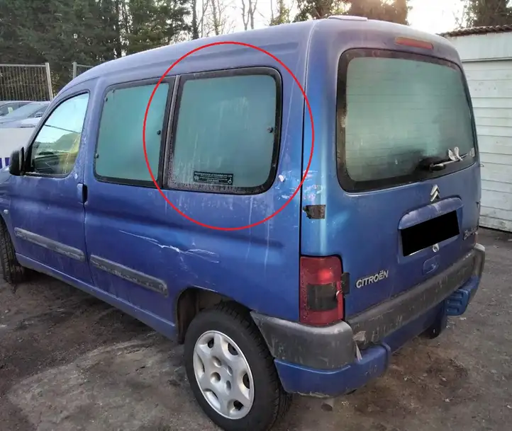 Citroen Berlingo (2003 - 2007) 43R001100 Заднее боковое стекло — фото 7
