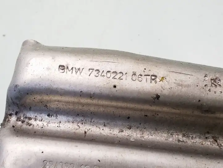 BMW 5 G30 G31 (2016 - )  7340221 Другая внешняя деталь