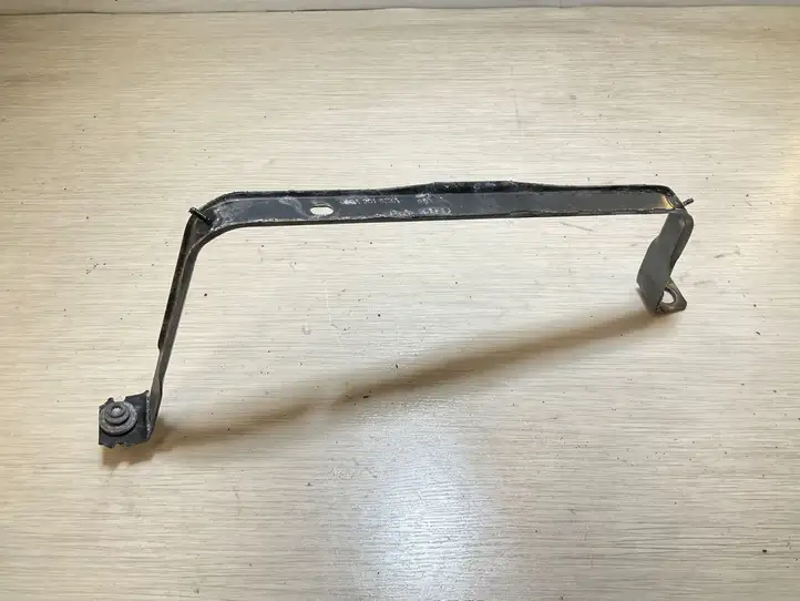 Audi Q5 (2017 - )  80A201853A Другая внешняя деталь