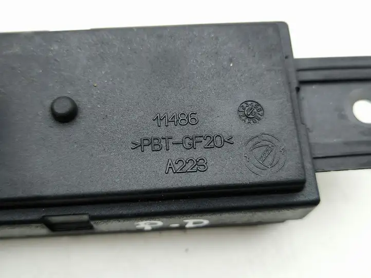 Maserati Quattroporte (2003 - 2008) 501201350015 Блок кнопок стеклоподъемников — фото 8