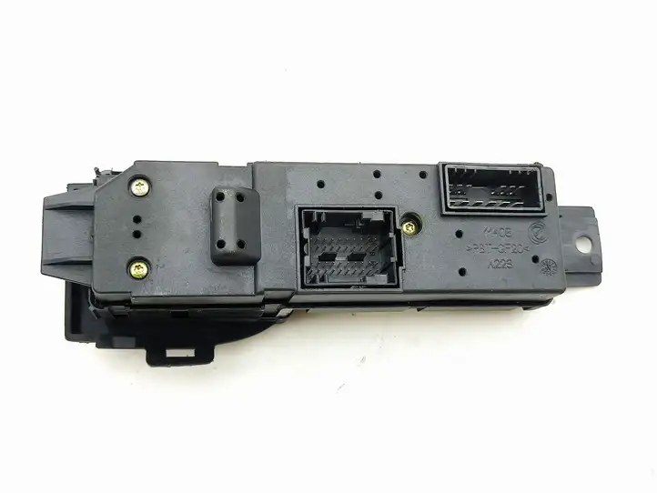 Maserati Quattroporte (2003 - 2008) 501201320005 Блок кнопок стеклоподъемников — фото 5