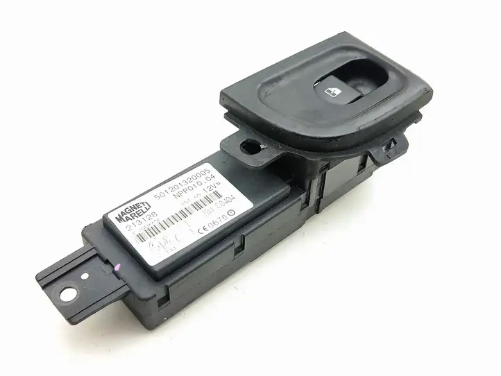Maserati Quattroporte (2003 - 2008) 501201320005 Блок кнопок стеклоподъемников — фото 6