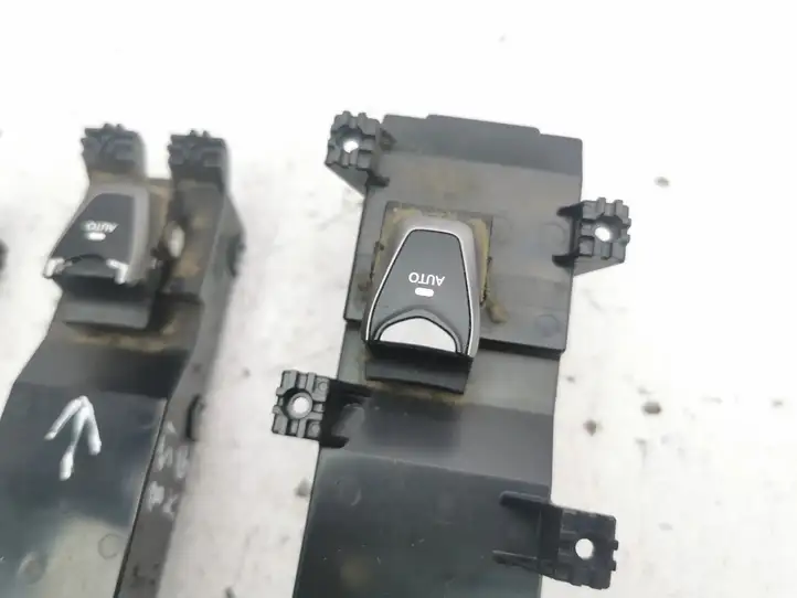 Hyundai Santa Fe (2012 - 2015) 935752W620 Кнопка стеклоподъемников — фото 5