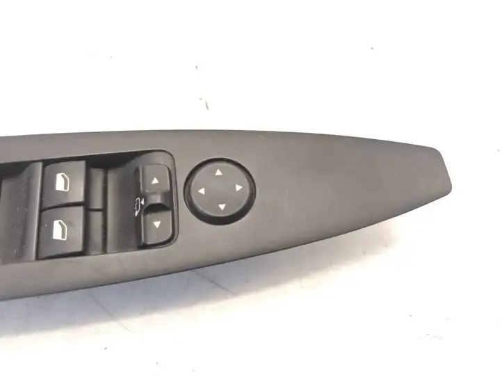 Citroen C6 (2005 - 2012) 96519384ZD Кнопка стеклоподъемников — фото 3