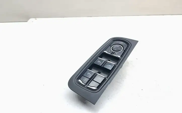 Porsche Cayenne (92A) (2011 - 2017) 7P5857858A Кнопка стеклоподъемников — фото 1