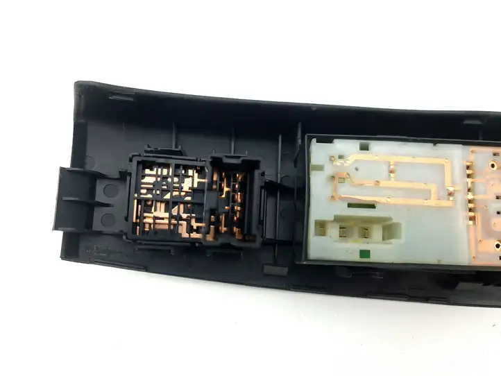 Nissan 350Z (2001 - 2009) 80960CD400 Блок кнопок стеклоподъемников — фото 3