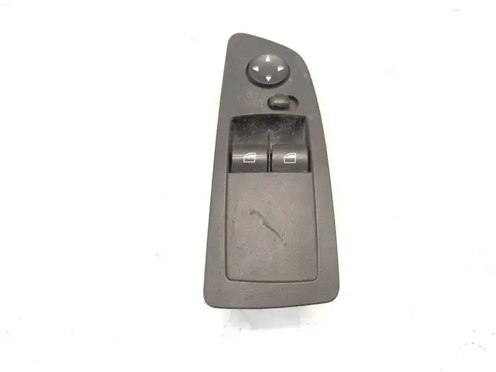 BMW 1 E81 E87 (2004 - 2011) 6970160 Кнопка стеклоподъемников — фото 1